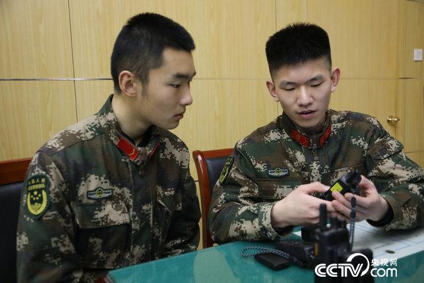 國防軍事頻道大家談，深度探討軍事話題，共筑國防強國夢，國防軍事頻道深度探討，共筑國防強國夢，軍事話題大家談