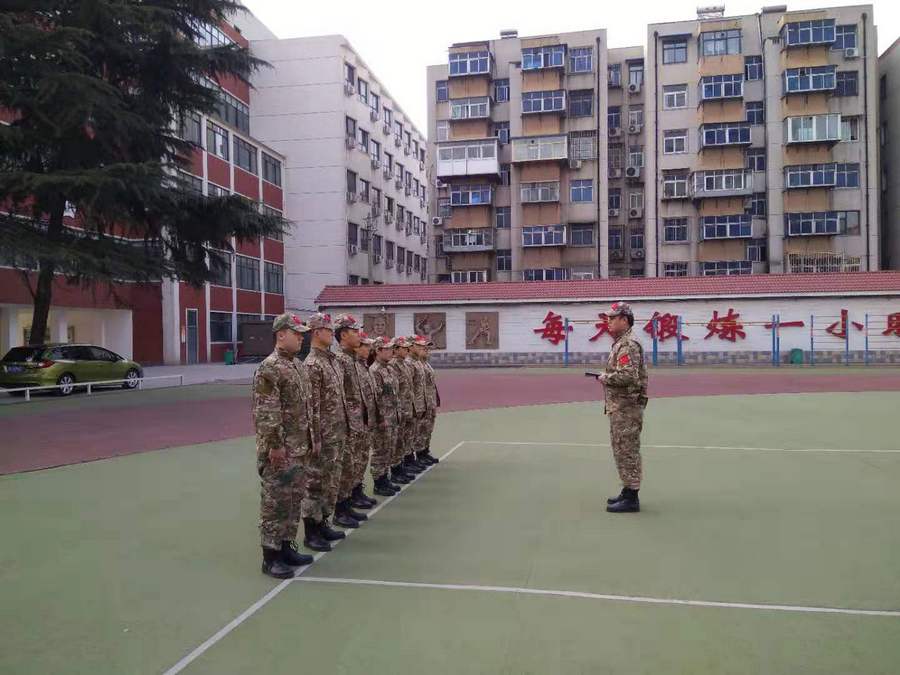 半軍事化管理學(xué)校，理念與實(shí)踐，半軍事化管理學(xué)校的理念與實(shí)踐探索