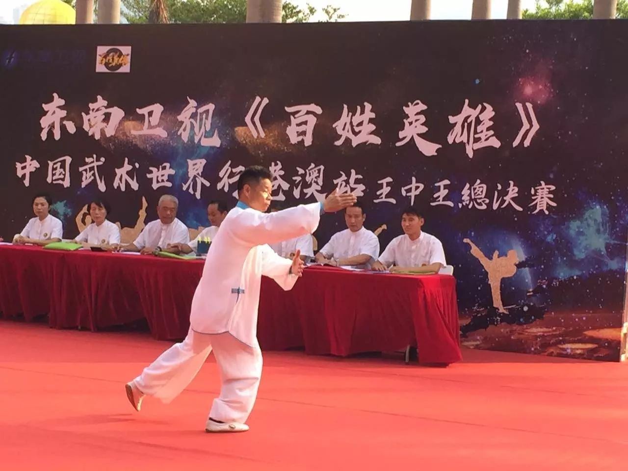 香港馬會(huì)王中王一肖中待的秘密與策略解析，香港馬會(huì)王中王一肖策略解析與秘密揭秘