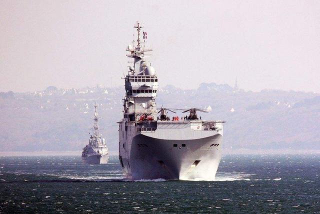 探索西北風(fēng)級(jí)兩棲攻擊艦，強(qiáng)大的海上力量展現(xiàn)，揭秘西北風(fēng)級(jí)兩棲攻擊艦，海上力量的巔峰展現(xiàn)