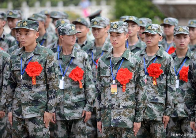 為什么大二當(dāng)兵最劃算？，大二學(xué)生選擇當(dāng)兵的優(yōu)勢與價值所在