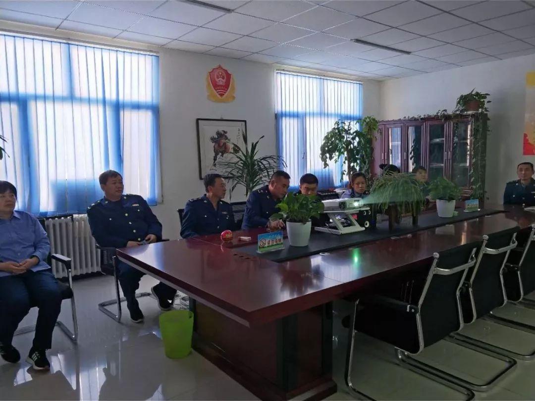 海軍成立70周年海上閱兵，壯麗盛況與海洋強國之夢，海軍成立70周年海上閱兵，壯麗盛況展現海洋強國雄心