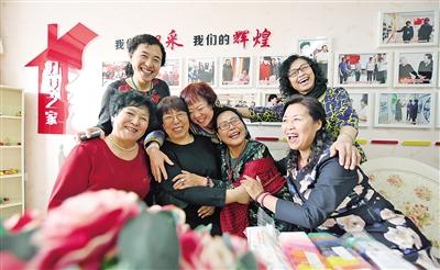 管家婆官網(wǎng)，一站式財(cái)務(wù)管理解決方案的領(lǐng)先平臺(tái)，管家婆官網(wǎng)，領(lǐng)先的一站式財(cái)務(wù)管理解決方案平臺(tái)