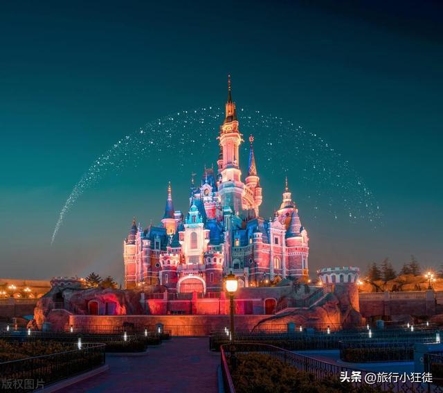 上海旅游景點(diǎn)推薦，探索中國的繁華都市之美，上海旅游指南，探索繁華都市之美景點(diǎn)推薦