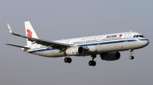 國(guó)航，卓越航空服務(wù)的典范，國(guó)航，卓越航空服務(wù)的標(biāo)桿典范