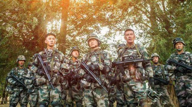 鐵血軍事小說免費(fèi)閱讀，探索戰(zhàn)火紛飛的英雄世界，鐵血軍事小說免費(fèi)閱讀，戰(zhàn)火英雄世界探索之旅