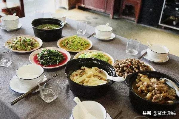 親子共享樂趣，體驗20畝農(nóng)場游樂項目，親子農(nóng)場體驗之旅，共享樂趣的20畝游樂天地