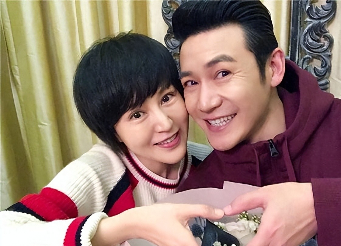 郭京飛老婆與陸毅老婆，娛樂(lè)圈中的低調(diào)幸福，郭京飛與陸毅妻子，娛樂(lè)圈低調(diào)幸福的典范