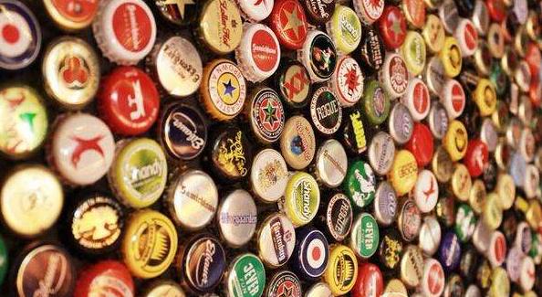 喝啤酒的好處和壞處，深入了解啤酒對人體的影響，啤酒對人體的影響，好處與壞處的深入了解