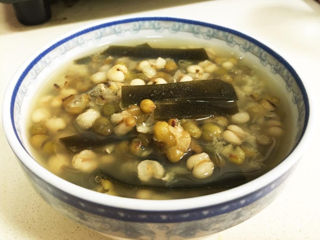 痤瘡的預(yù)防方法，全方位守護(hù)你的肌膚健康，全方位預(yù)防痤瘡，守護(hù)肌膚健康之道